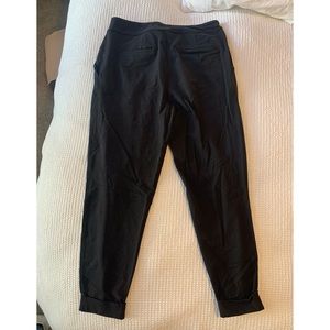 Lululemon joggers size 6